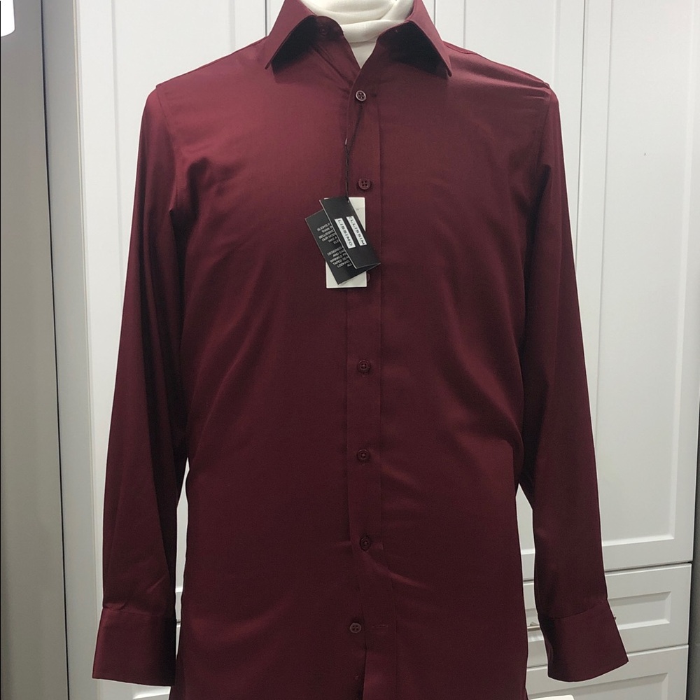 Bellissimo Men’s Modern Fit Wrinkle-Free Dress Shirt – Wine, Size 15 (32/33) NWT